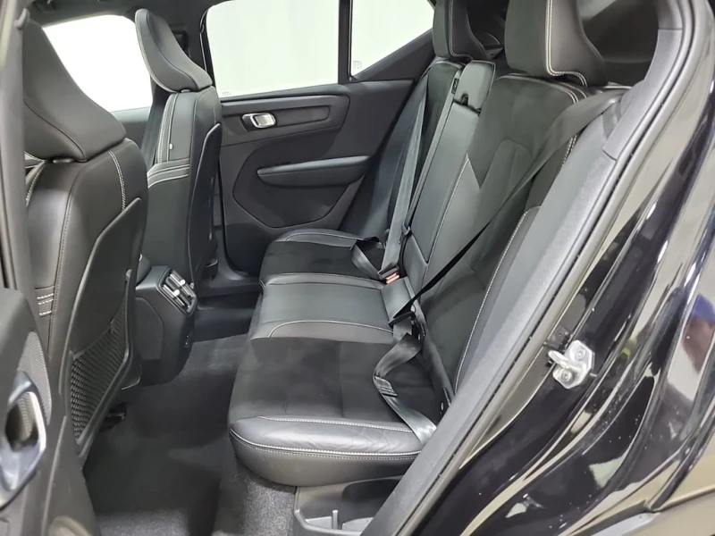 Volvo XC40 * ULTIMATE * CARFAX * ФИНАНСИРАНЕ , снимка 11 - Автомобили и джипове - 53344864