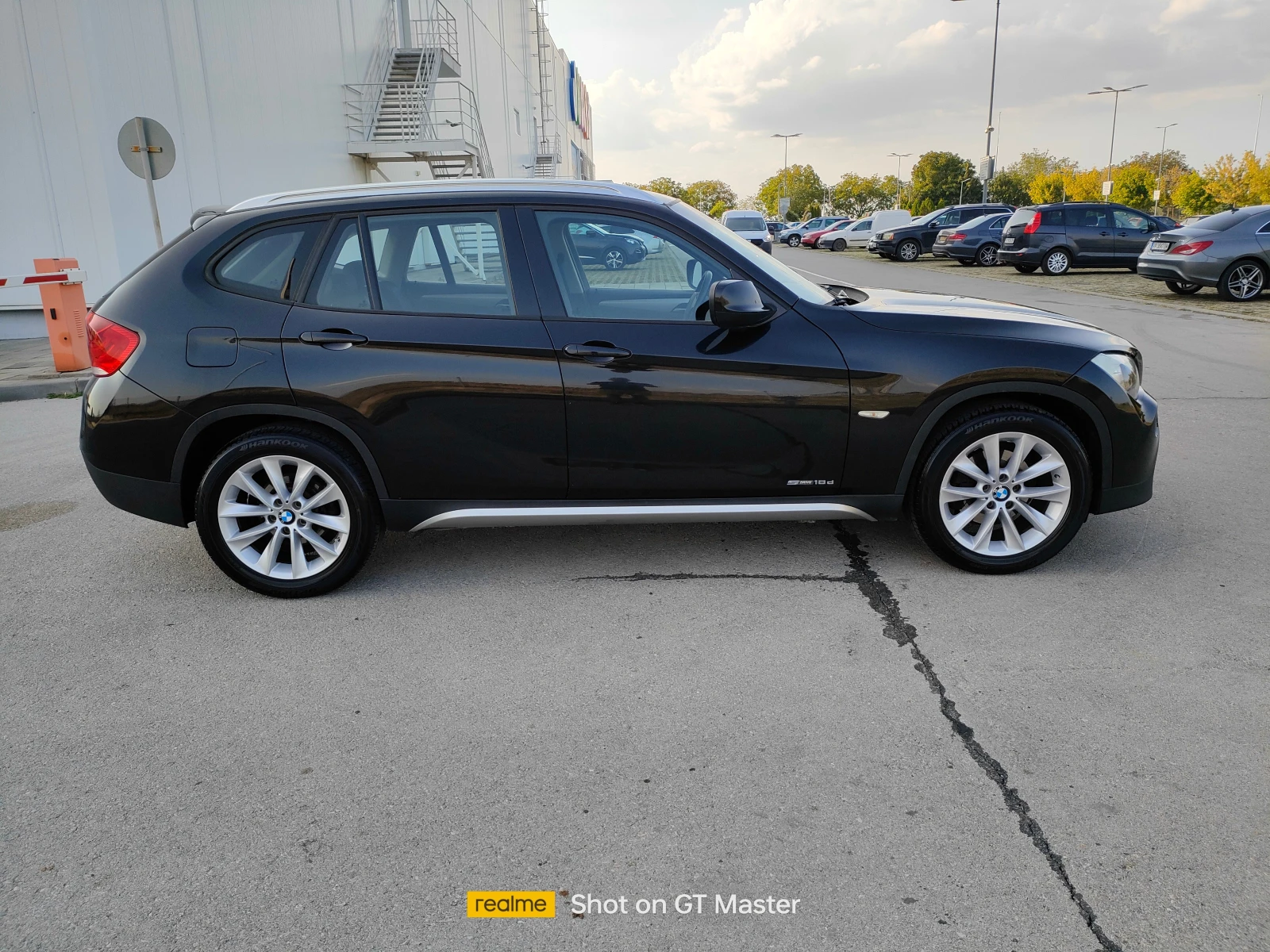 BMW X1 18d-S-drive - изображение 7