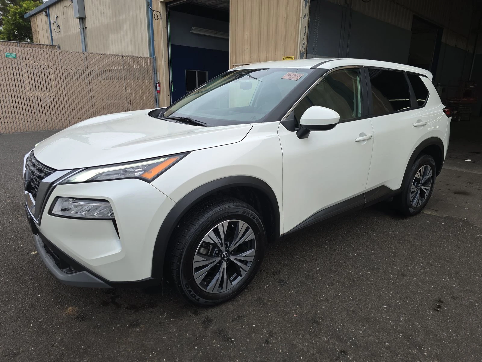 Nissan Rogue 2023* SV* DISTRONIK* LANE ASSIST* KEYLESS*  - изображение 2