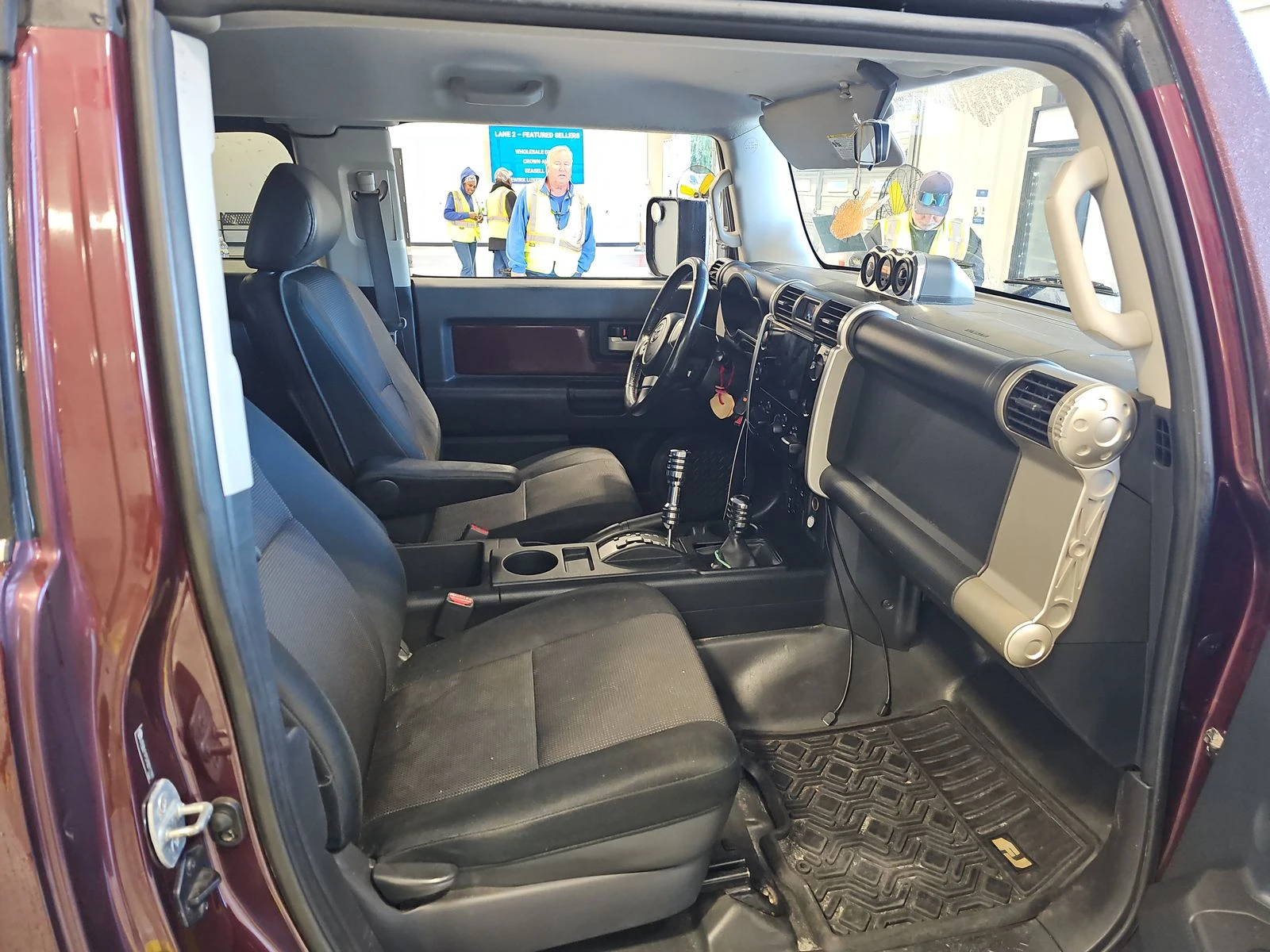 Toyota Fj cruiser 2007 Toyota FJ Cruiser wRear Doors | Mobile.bg   12