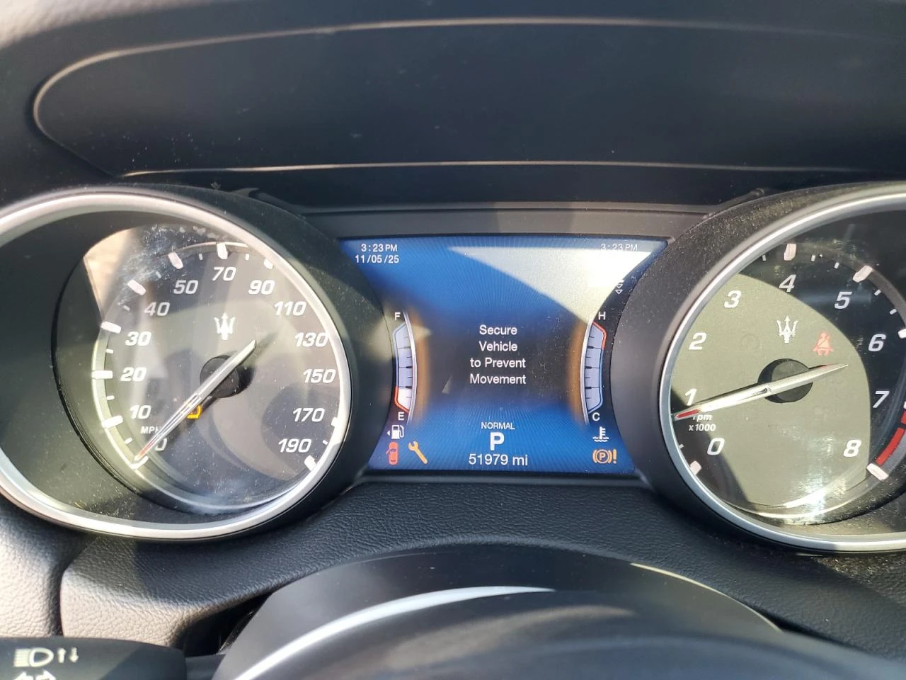 Maserati Levante Q4 AWD* DISTRONIC* PANO* КОЖА  - изображение 9