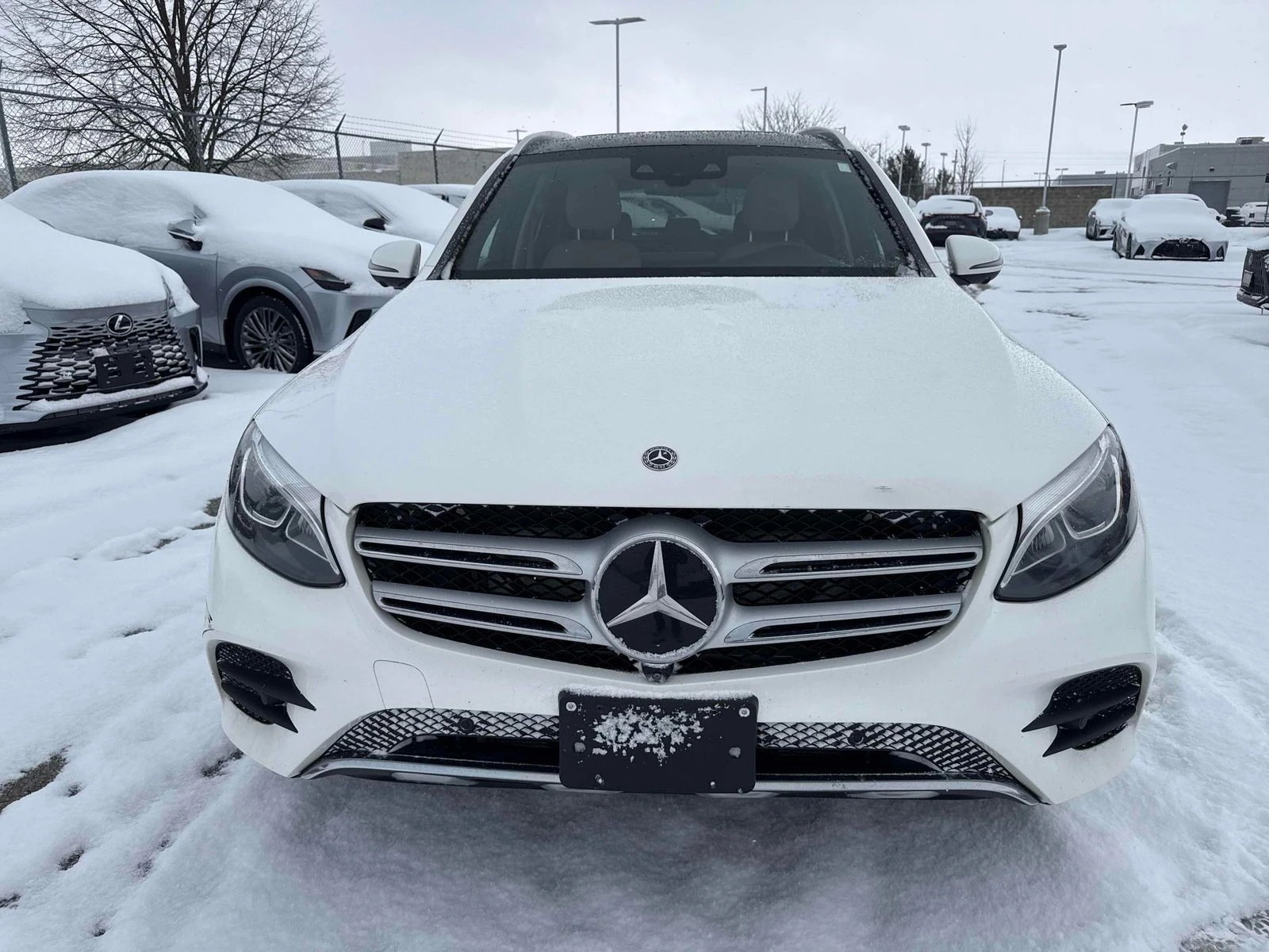 Mercedes-Benz GLC 300 360 PANO COOLING  С РЕГИСТРАЦИЯ & АВТО КРЕДИТ  - изображение 3