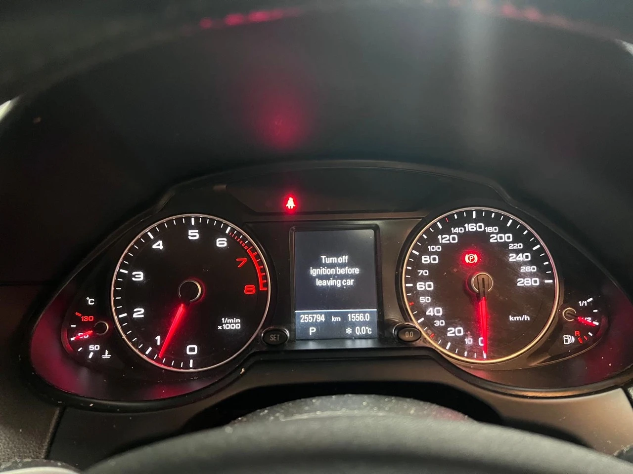 Audi Q5 QUATTRO * ПОДГРЕВ * ПАНОРАМА / ОТ ПРЕДСТАВИТЕЛСТВО - изображение 9