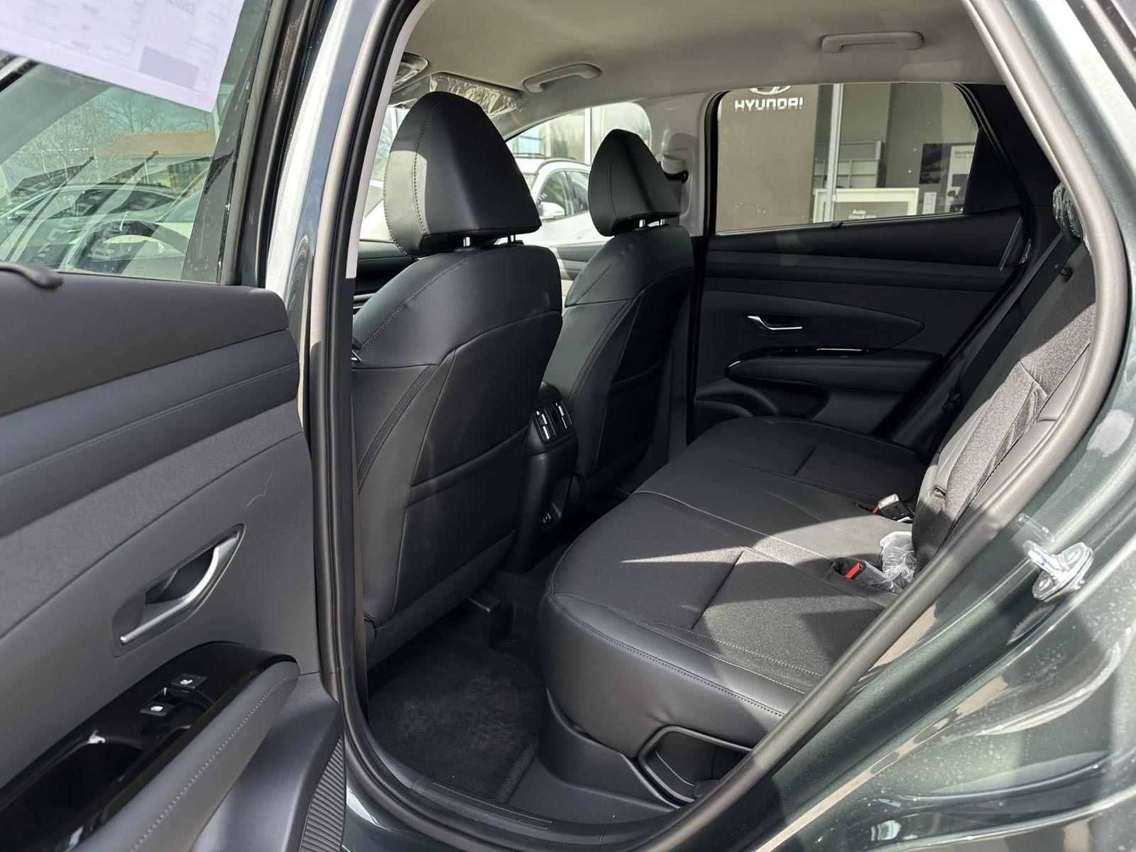 Hyundai Tucson HEV FL MY26 Premium Family 1.6 T-GDI HEV 6AT/4 K07 | Mobile.bg � ����������� 12