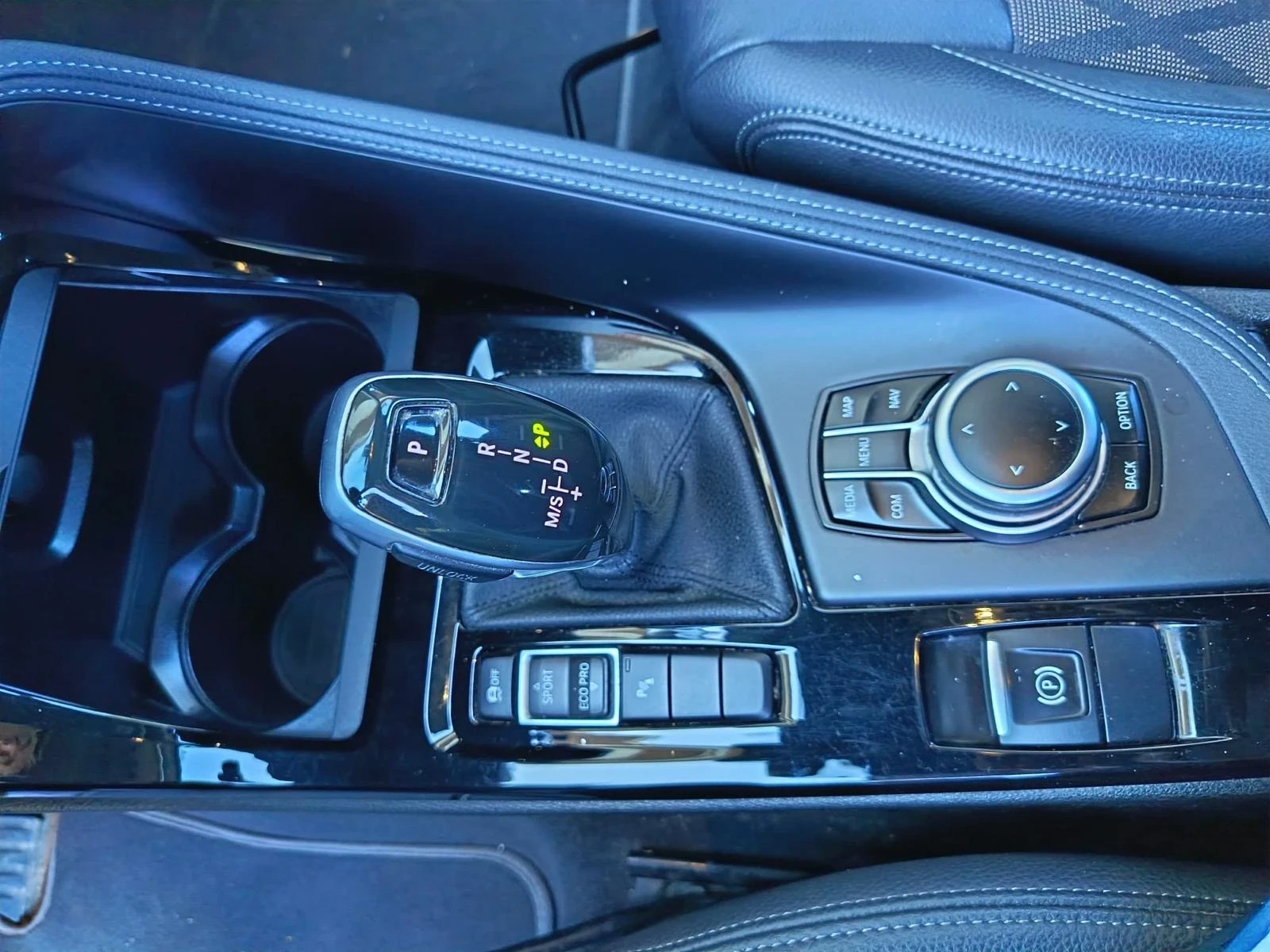 BMW X1 sDrive18d xLine Plus, снимка 9 - Автомобили и джипове - 53963354