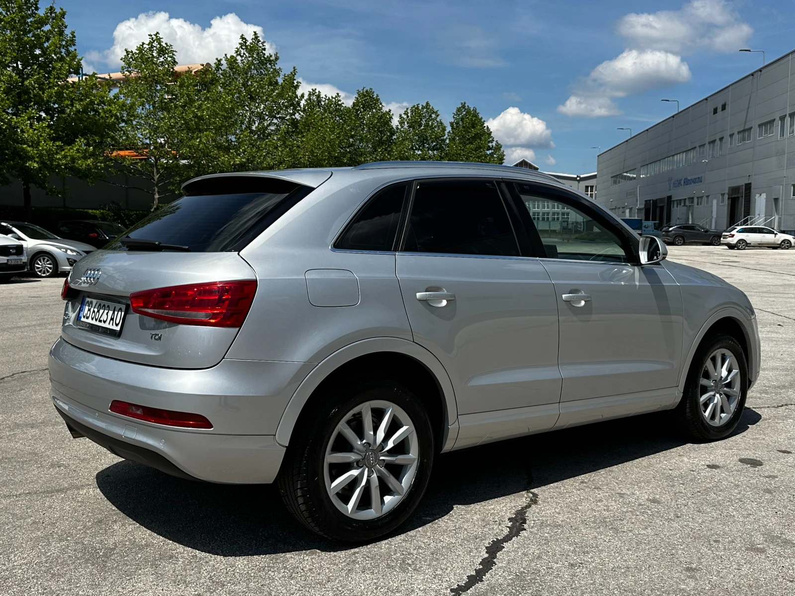 Audi Q3 2.0d 140 к.с./ГАРАНЦИЯ ОТ КЕНТАВЪР, снимка 4 - Автомобили и джипове - 54618315