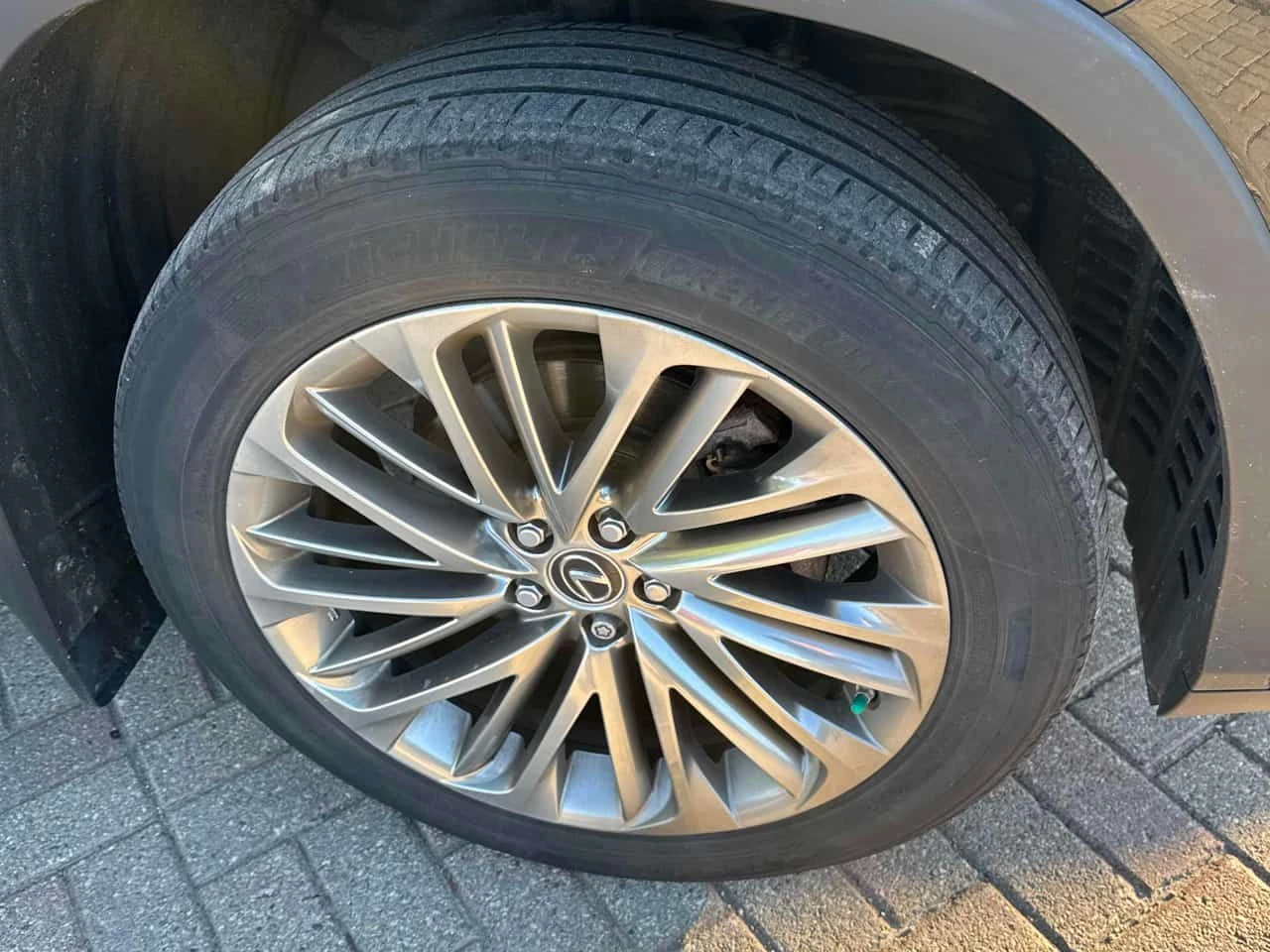 Lexus RX 350 L * CARFAX * ПАНО * KEYLESS * ПОДГРЕВ, снимка 7 - Автомобили и джипове - 54750552