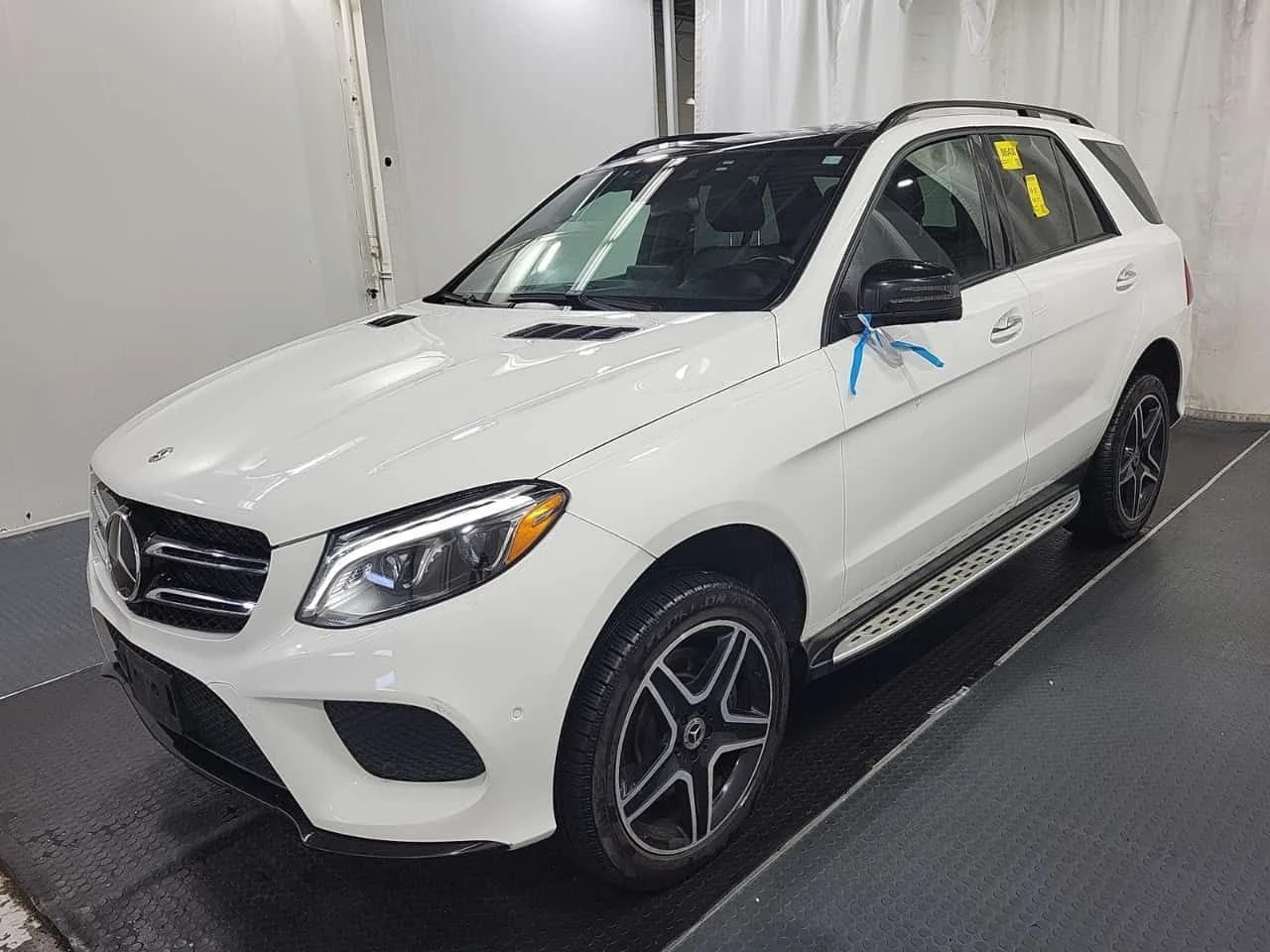 Mercedes-Benz GLE 400 * CARFAX * БЕЗ ЗАБЕЛЕЖКА * АВТОКРЕДИТ * 