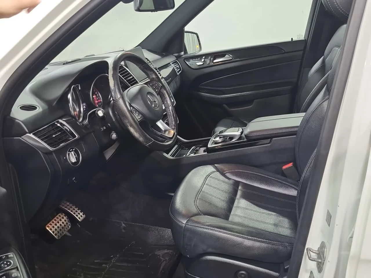 Mercedes-Benz GLE 400 * CARFAX * БЕЗ ЗАБЕЛЕЖКА * АВТОКРЕДИТ * , снимка 5 - Автомобили и джипове - 54909704