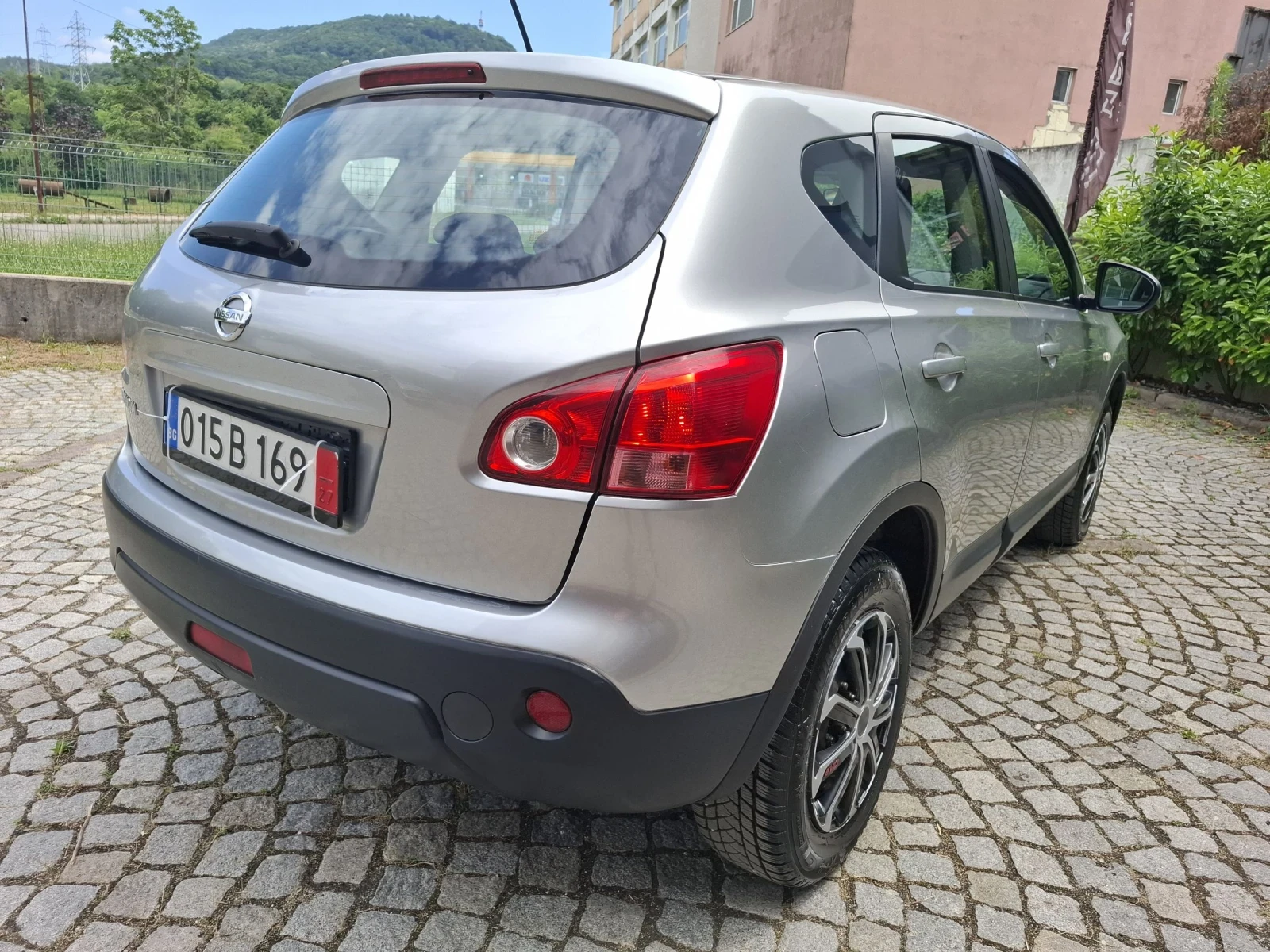 Nissan Qashqai 2.0i-141�.�.4�4* �������* ��� ���������*  | Mobile.bg � ����������� 5