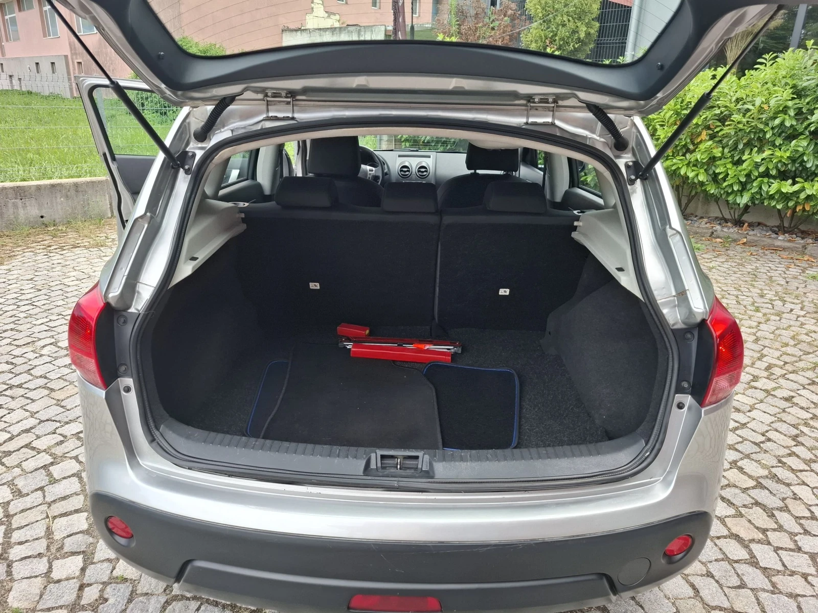 Nissan Qashqai 2.0i-141�.�.4�4* �������* ��� ���������*  | Mobile.bg � ����������� 16