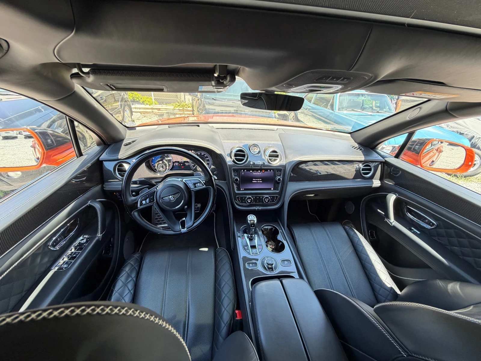 Bentley Bentayga V8 Night 360 CARBON Keramik Exclusive, снимка 13 - Автомобили и джипове - 55193840