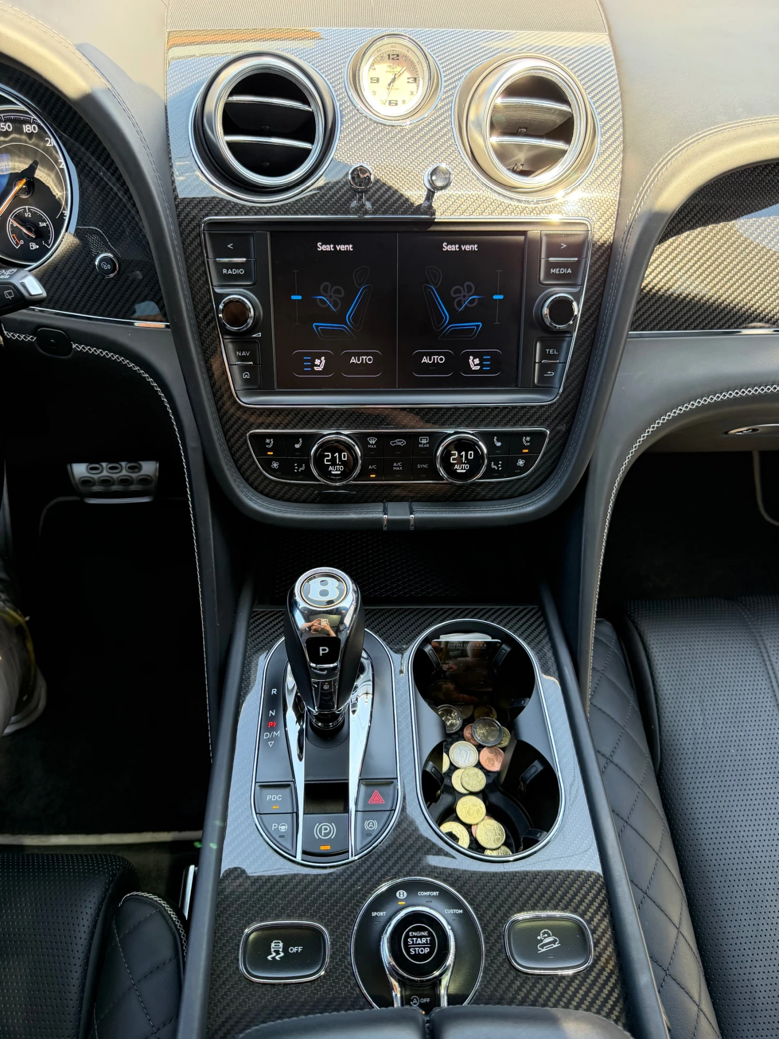 Bentley Bentayga V8 Night 360 CARBON Keramik Exclusive, снимка 14 - Автомобили и джипове - 55193840
