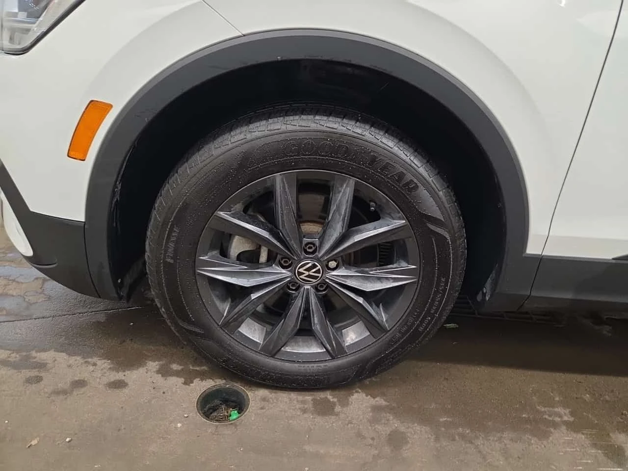 VW Tiguan PANO| ПОДГРЕВИ| ПАМЕТ| LANE ASSIST| 2 КЛЮЧА| , снимка 7 - Автомобили и джипове - 55324826