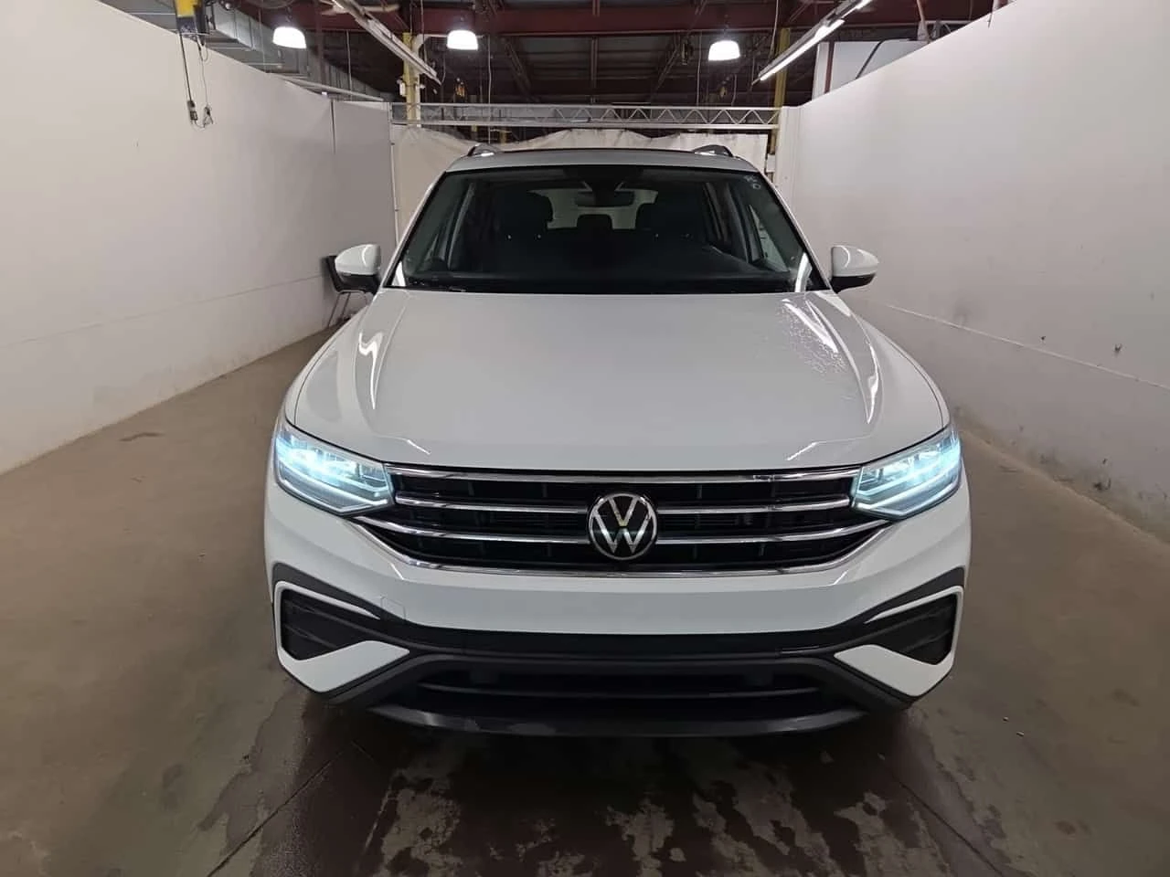 VW Tiguan PANO| ПОДГРЕВИ| ПАМЕТ| LANE ASSIST| 2 КЛЮЧА| 