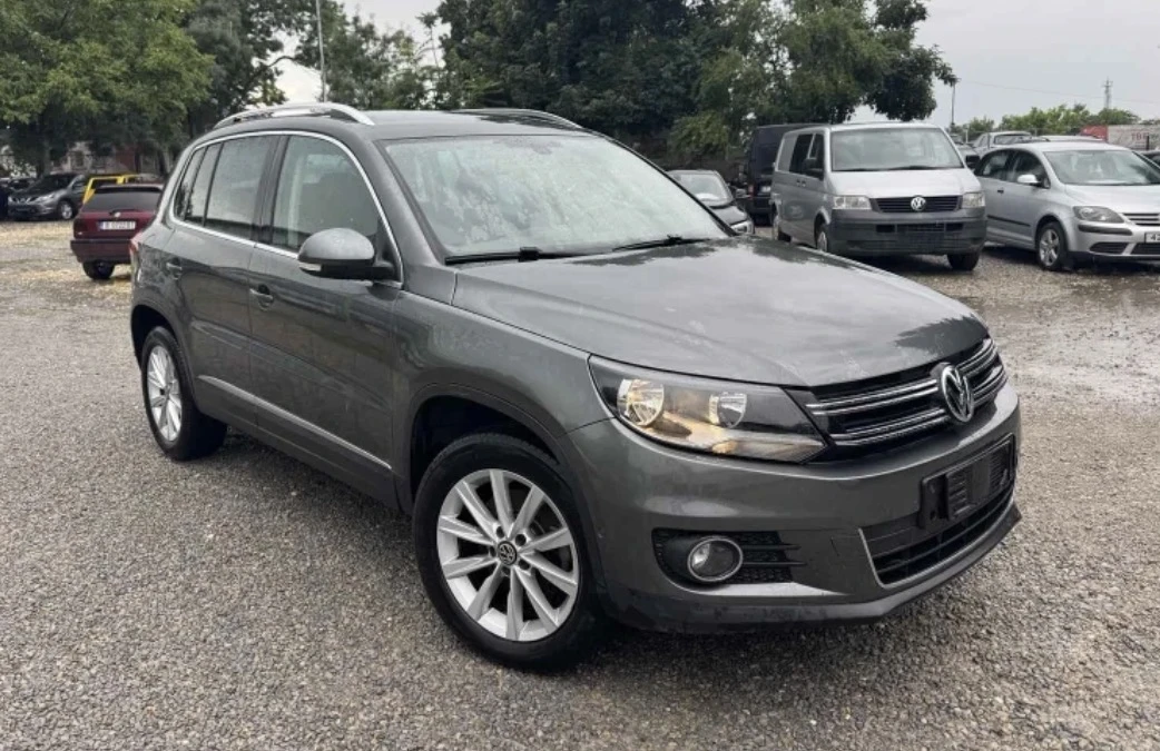 VW Tiguan, снимка 7 - Автомобили и джипове - 55697798