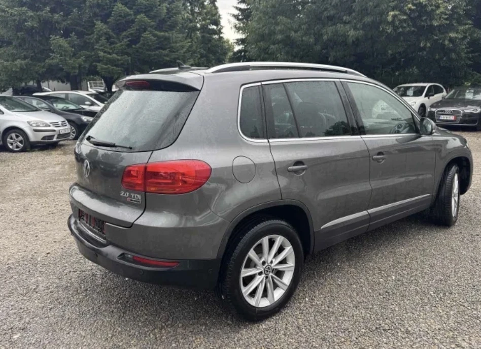 VW Tiguan, снимка 2 - Автомобили и джипове - 55697798