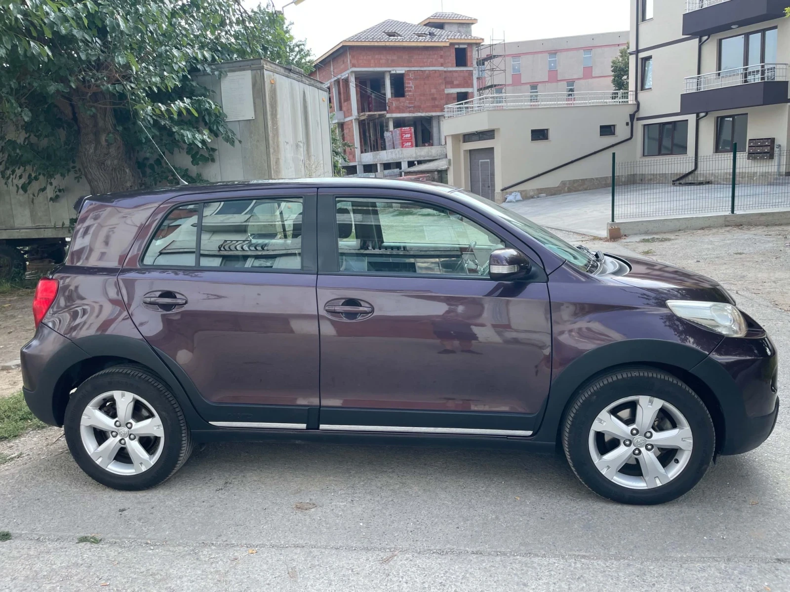 Toyota Urban Cruiser 1.4 D-4D 4x4, снимка 4 - Автомобили и джипове - 56155827