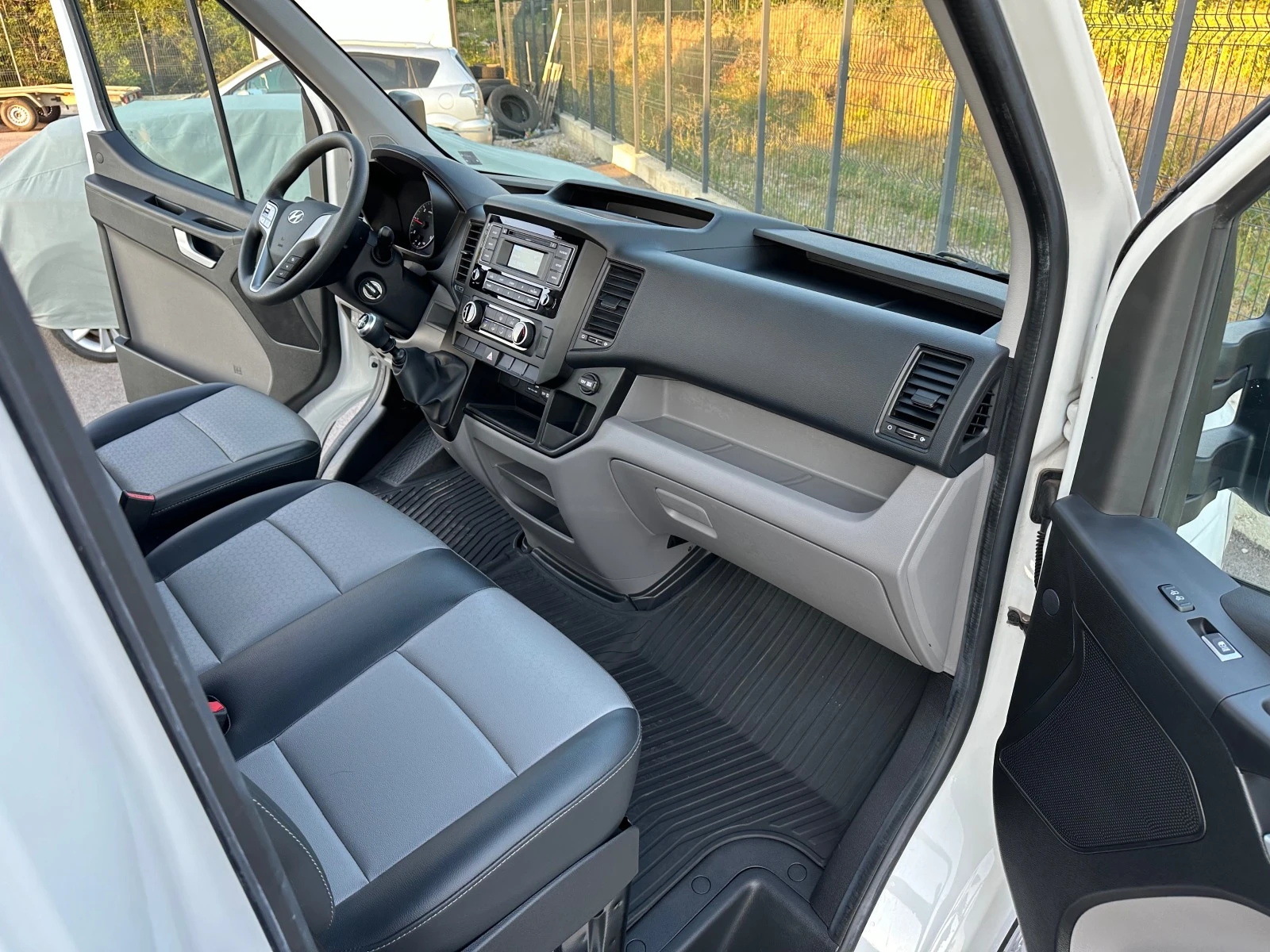 Hyundai H350  2.5 CRDi* 170..* 5100* RWD | Mobile.bg   13