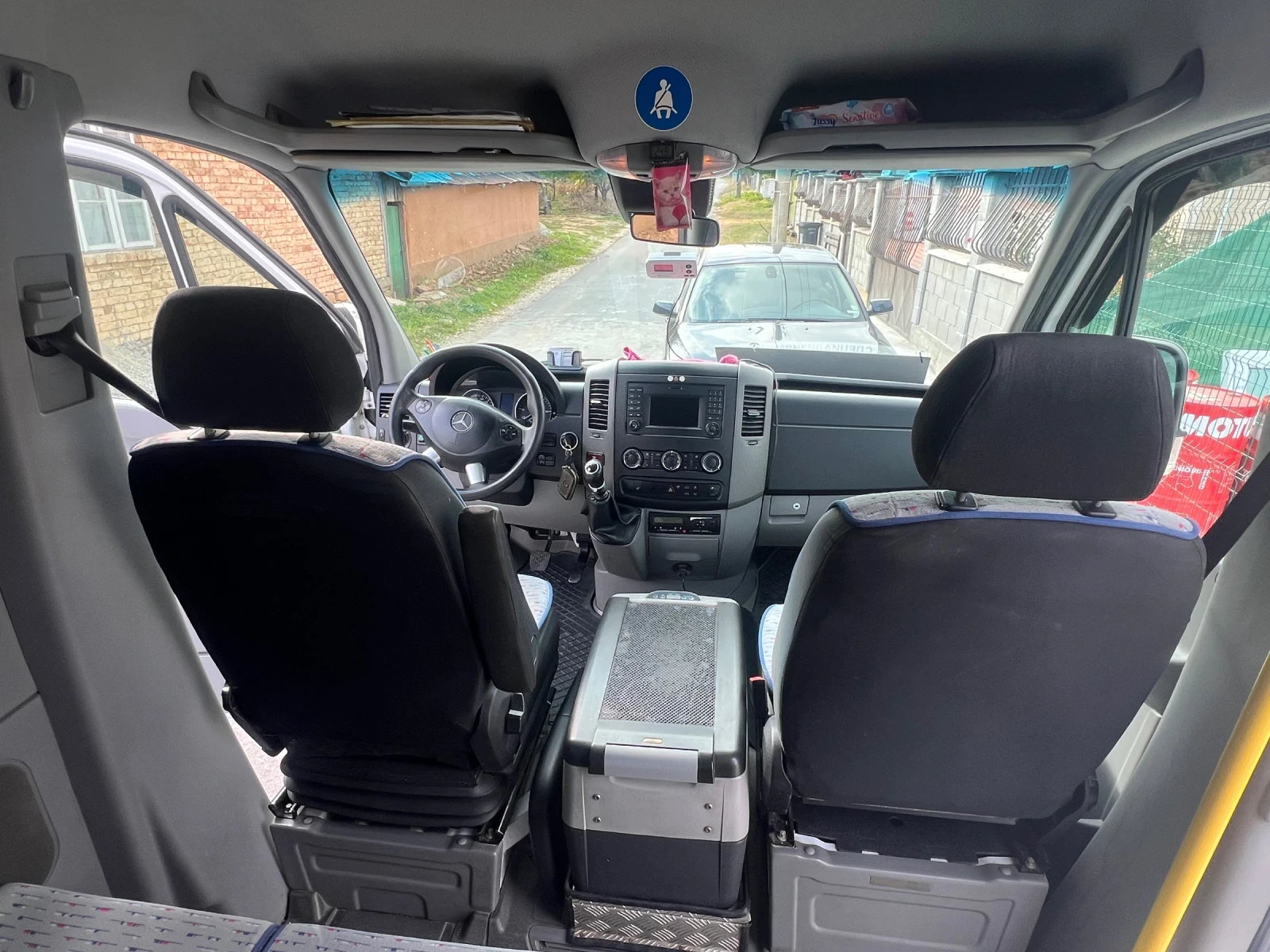 Mercedes-Benz Sprinter 416 - изображение 8