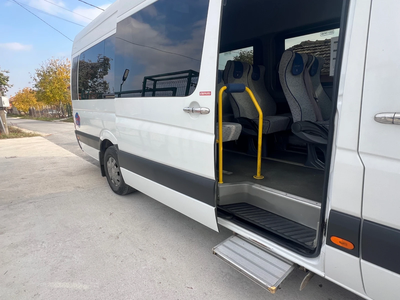 Mercedes-Benz Sprinter 416 - изображение 9