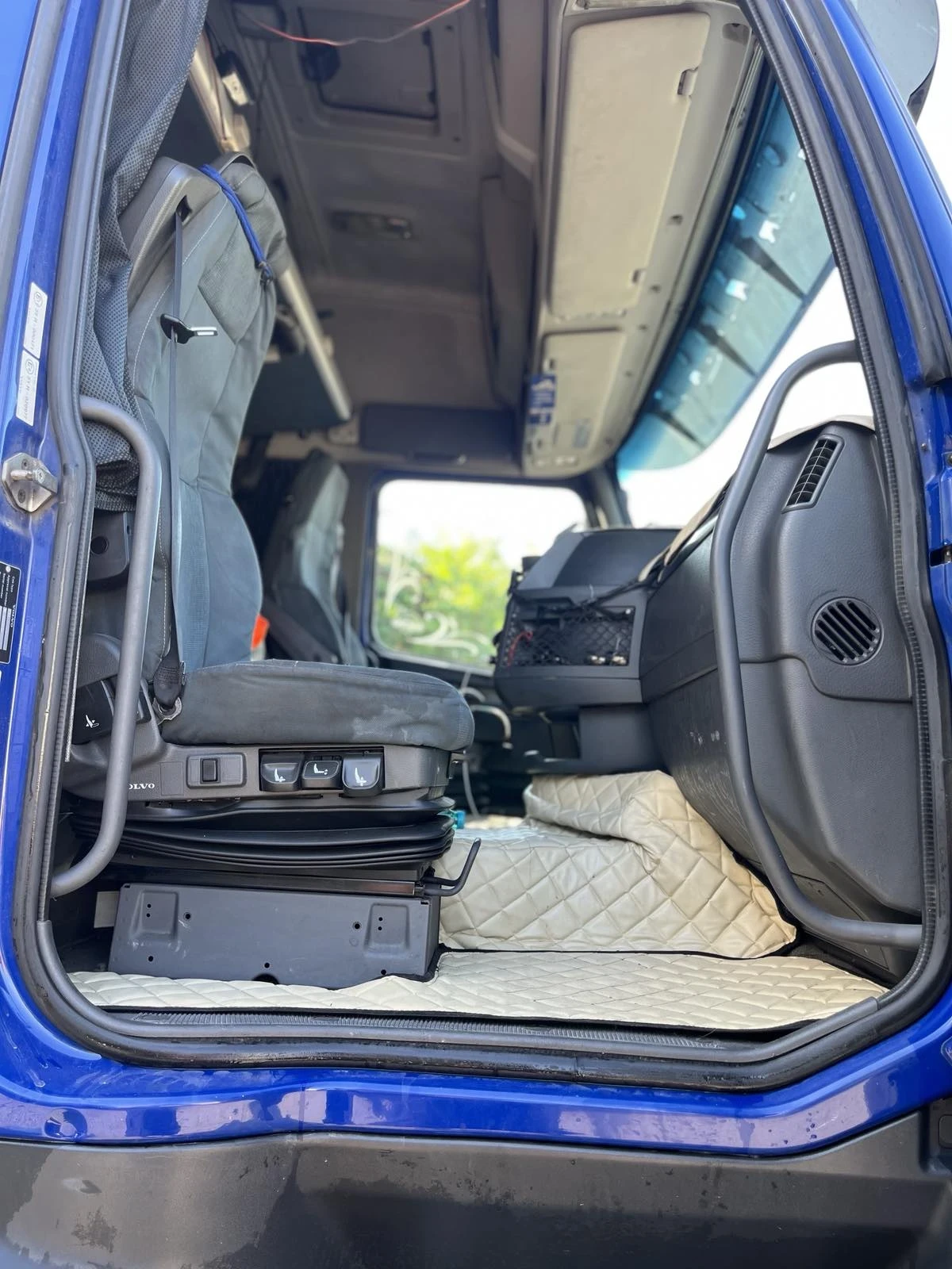 Volvo Fh 440 - изображение 5