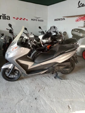     Honda Forza 300i
