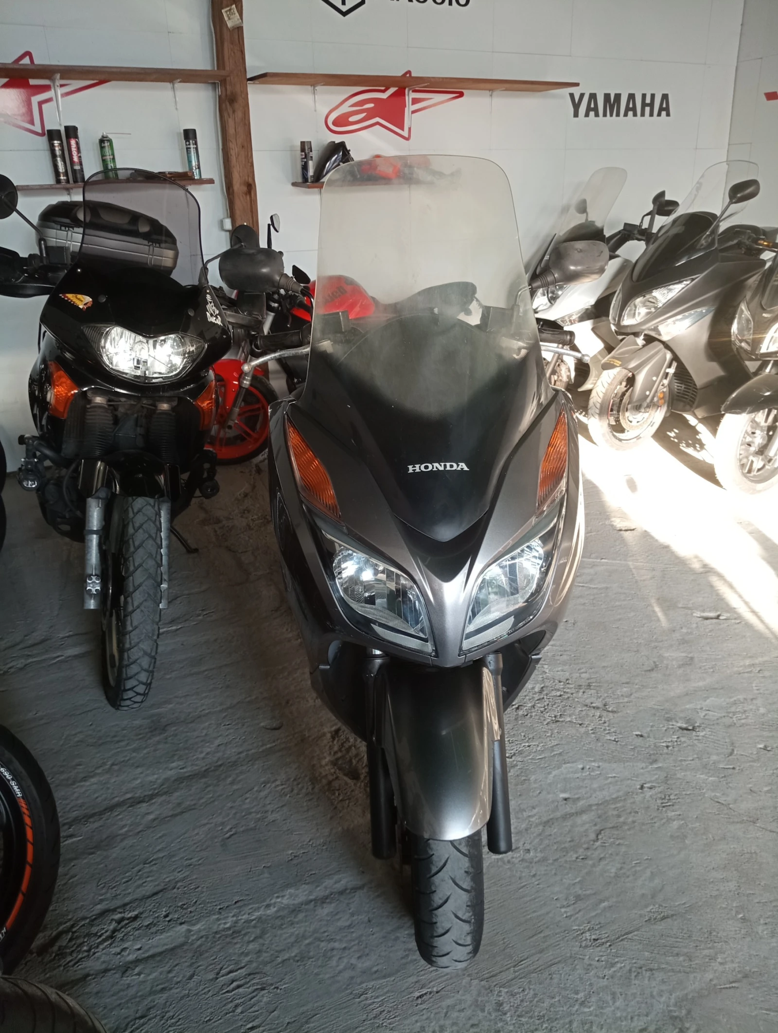 Honda Forza 300i - изображение 7