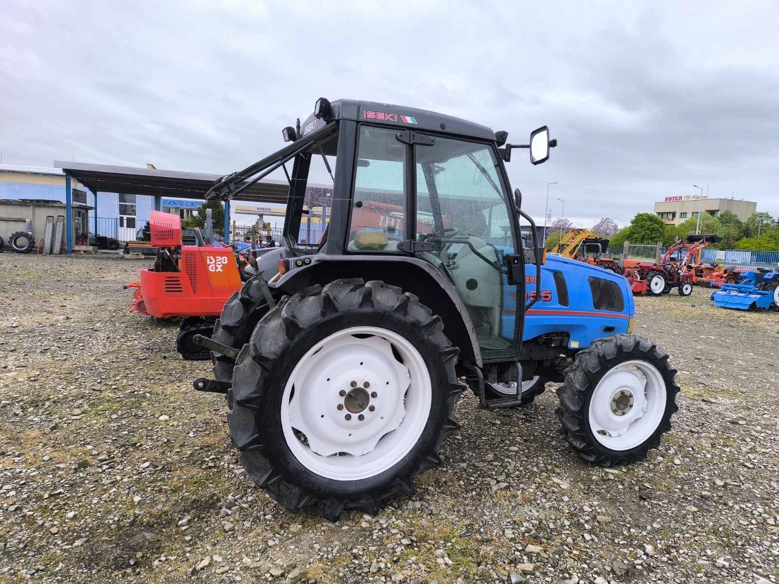 Трактор ISEKI Саки агро Сливен, снимка 4 - Селскостопанска техника - 54362386