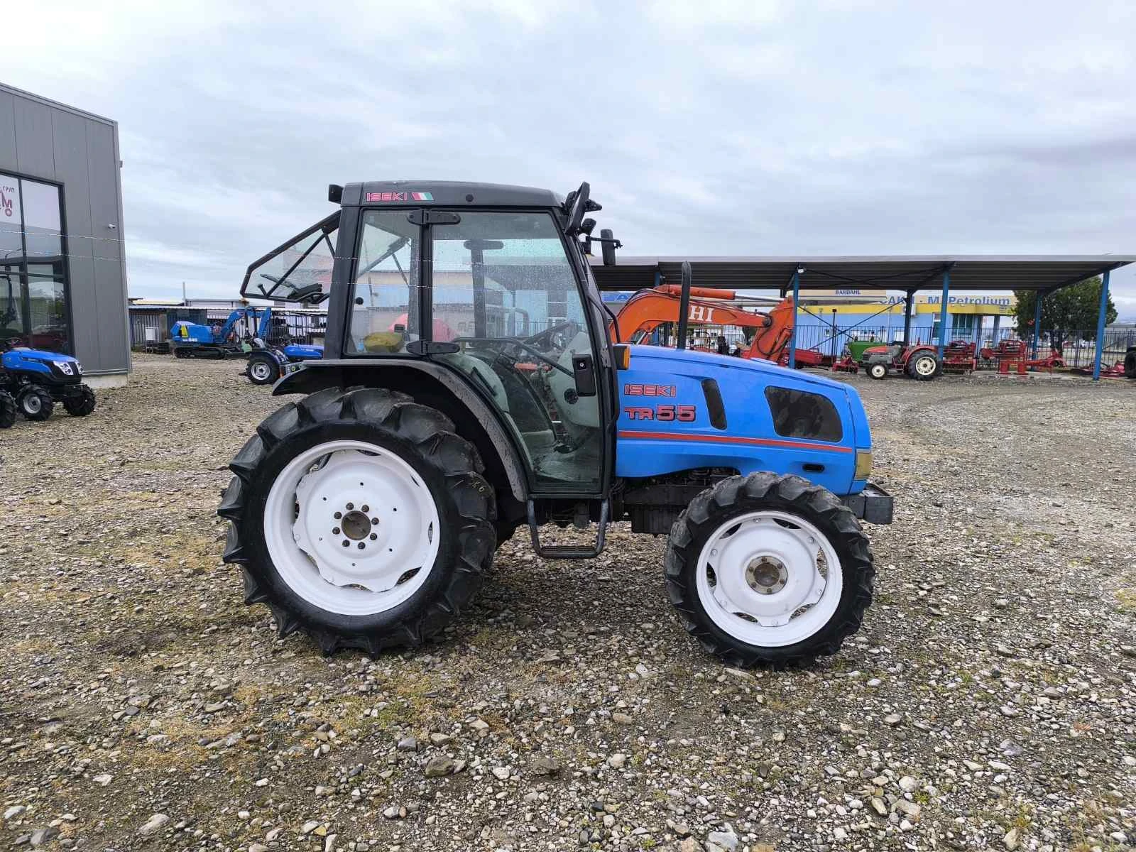 Трактор ISEKI Саки агро Сливен, снимка 2 - Селскостопанска техника - 54362386