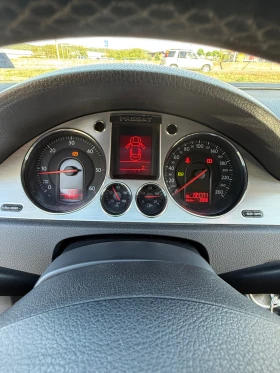 Обява за продажба на VW Passat  2.0TDI/DSG/HIGHLINE/KOJA/XENON обслужен! ~8 000 лв. - изображение 7