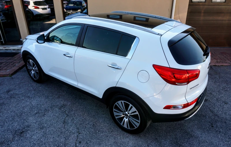 Kia Sportage 1.7CRDI , снимка 4 - Автомобили и джипове - 32951271