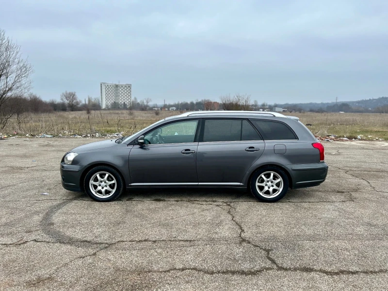 Toyota Avensis 2.2 D4D 150hp * NAVI* , * КОЖА* , * FULL* , снимка 4 - Автомобили и джипове - 49180269