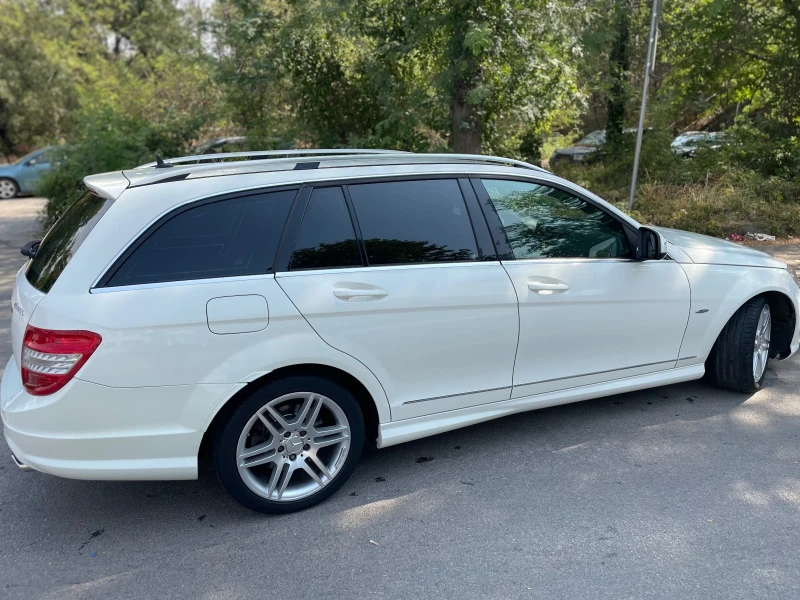 Mercedes-Benz C 320, снимка 2 - Автомобили и джипове - 52736582