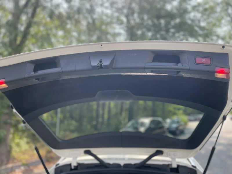 Mercedes-Benz C 320, снимка 16 - Автомобили и джипове - 52736582