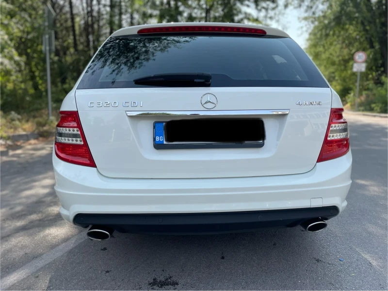 Mercedes-Benz C 320, снимка 4 - Автомобили и джипове - 52736582