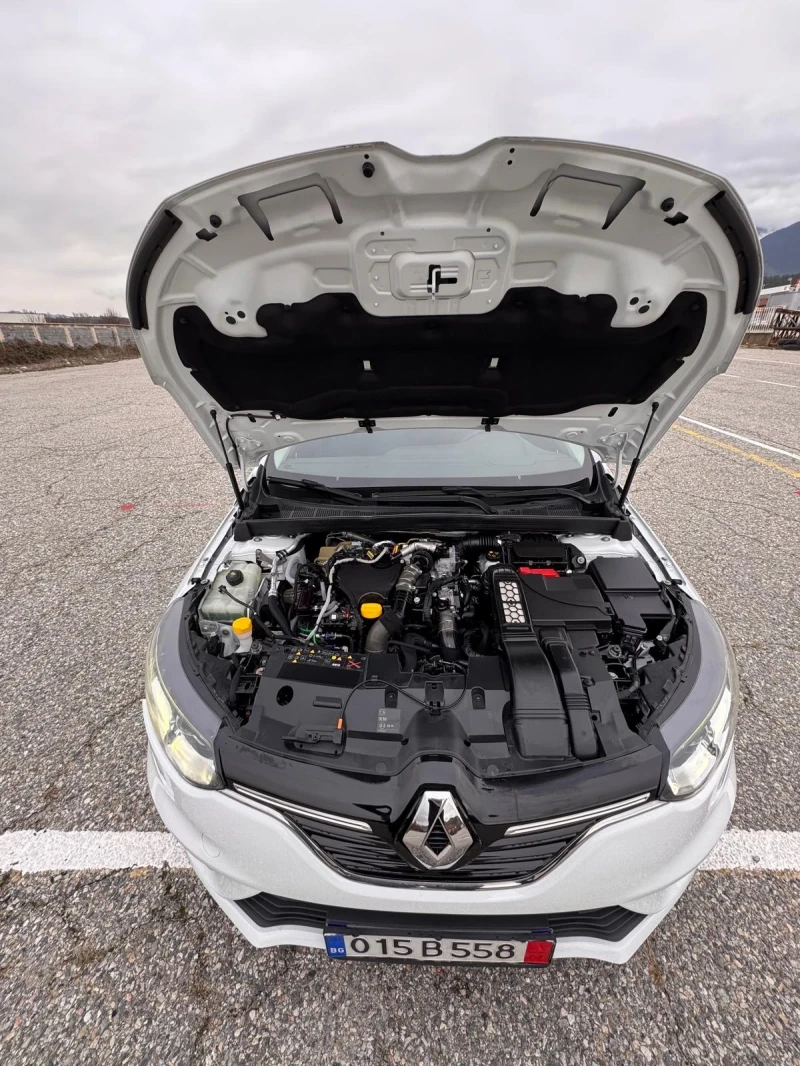 Renault Megane 1.5 dCi, снимка 17 - Автомобили и джипове - 52618407