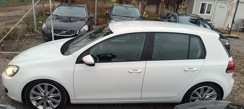 VW Golf 2.0TDI R-line, снимка 3 - Автомобили и джипове - 52654647
