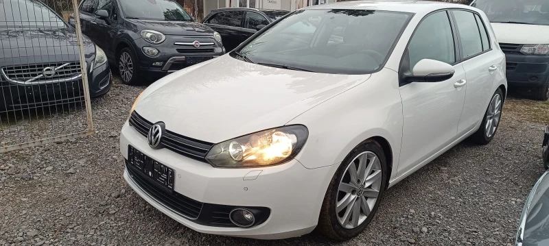VW Golf 2.0TDI R-line, снимка 2 - Автомобили и джипове - 52654647