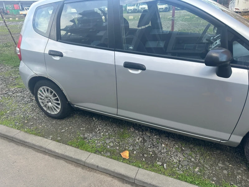 Honda Jazz, снимка 3 - Автомобили и джипове - 52666260