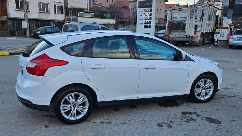 Ford Focus 1.6 HDI KLIMATRON/6skorosti/Euro-5B, снимка 7 - Автомобили и джипове - 52953527