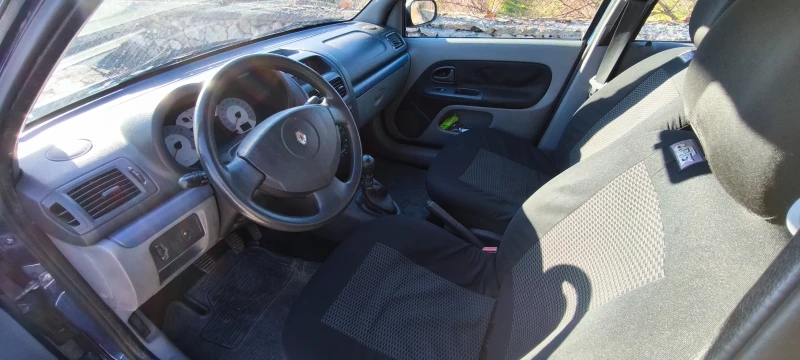 Renault Symbol, снимка 5 - Автомобили и джипове - 53031249