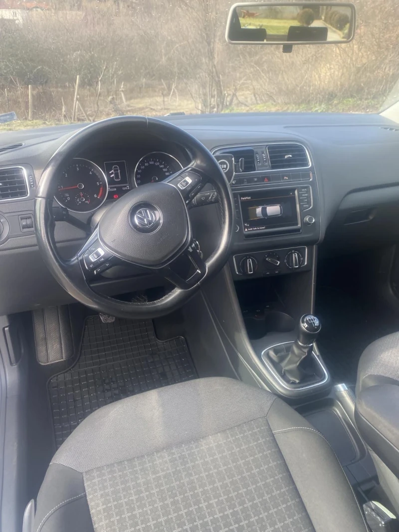 VW Polo, снимка 5 - Автомобили и джипове - 53403049