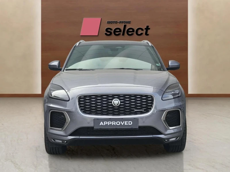 Jaguar E-pace 2.0, снимка 7 - Автомобили и джипове - 53427328