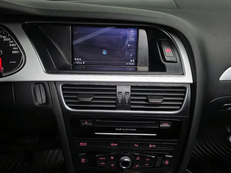 Audi A4 2.0 TDI Dynamic B8, снимка 14 - Автомобили и джипове - 53267632