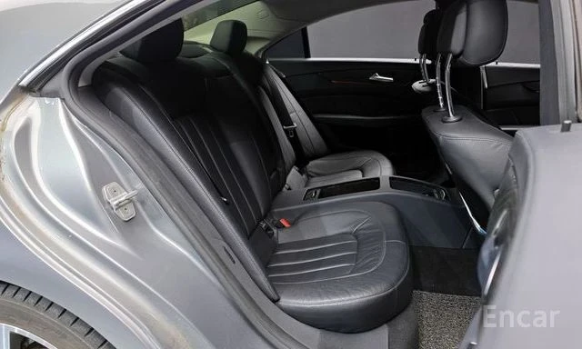 Mercedes-Benz CLS 250 BlueTEC 4MATIC | 360 КАМЕРА | KEYLESS | ШИБЕДАХ | , снимка 10 - Автомобили и джипове - 54001769