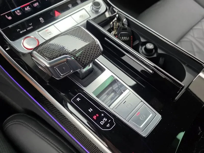 Audi S8 (D5) 4.0 Tfsi Quattro Lwb, снимка 9 - Автомобили и джипове - 55031671