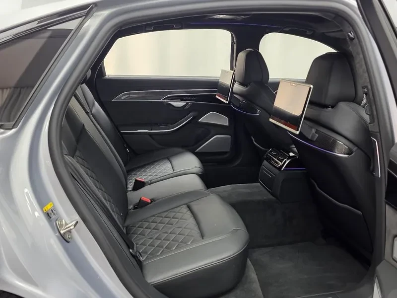 Audi S8 (D5) 4.0 Tfsi Quattro Lwb, снимка 12 - Автомобили и джипове - 55031671