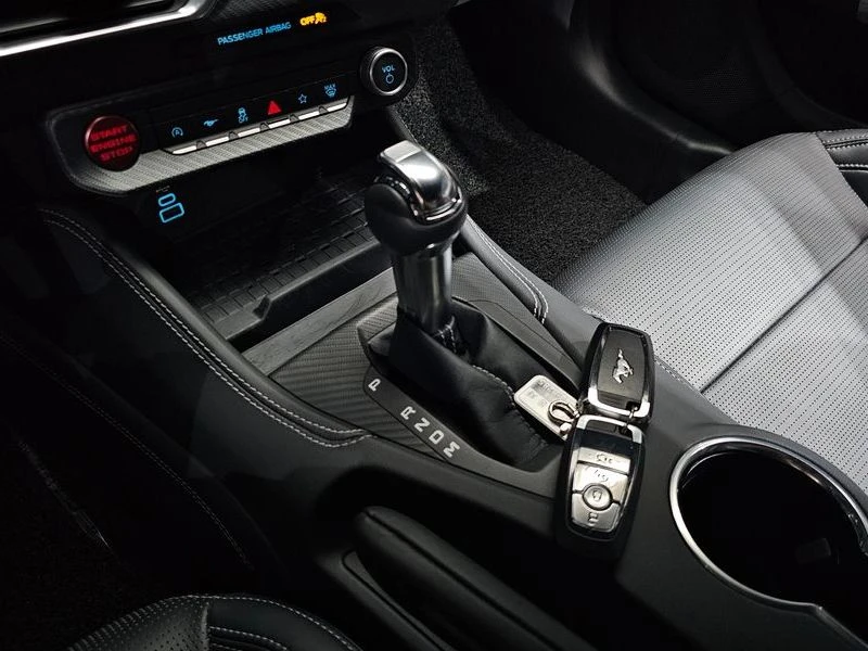 Ford Mustang * PREMIUM* ����* �������* ���������* NAVI*  | Mobile.bg � ����������� 9