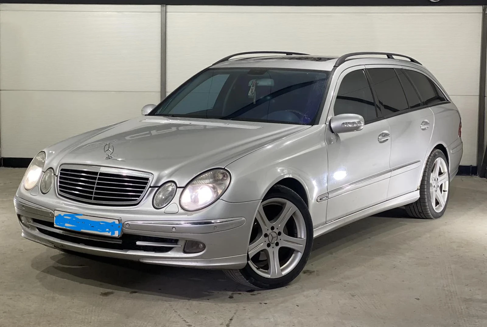 Mercedes-Benz E 320, снимка 1